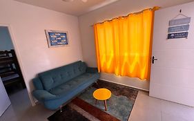 Casa em Bertioga condomínio 200 metros da praia